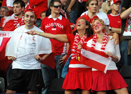 包含波兰乒乓球队爆冷奥地利乒乓球队，水谷隼送出助攻的词条