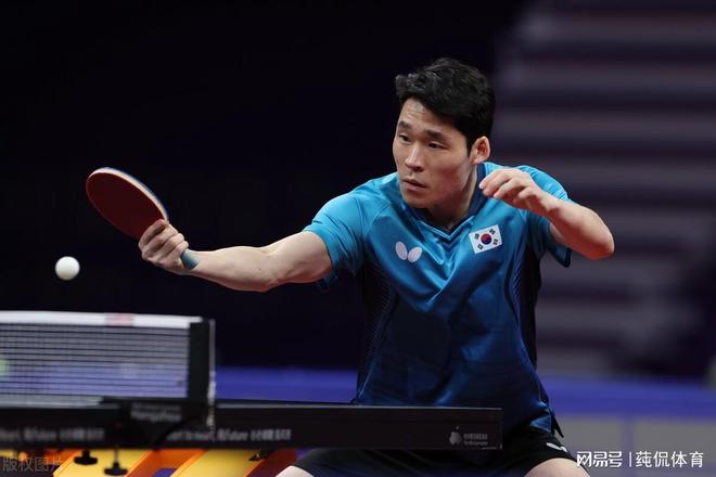 韩国队逆转英格兰队，波尔带队取胜