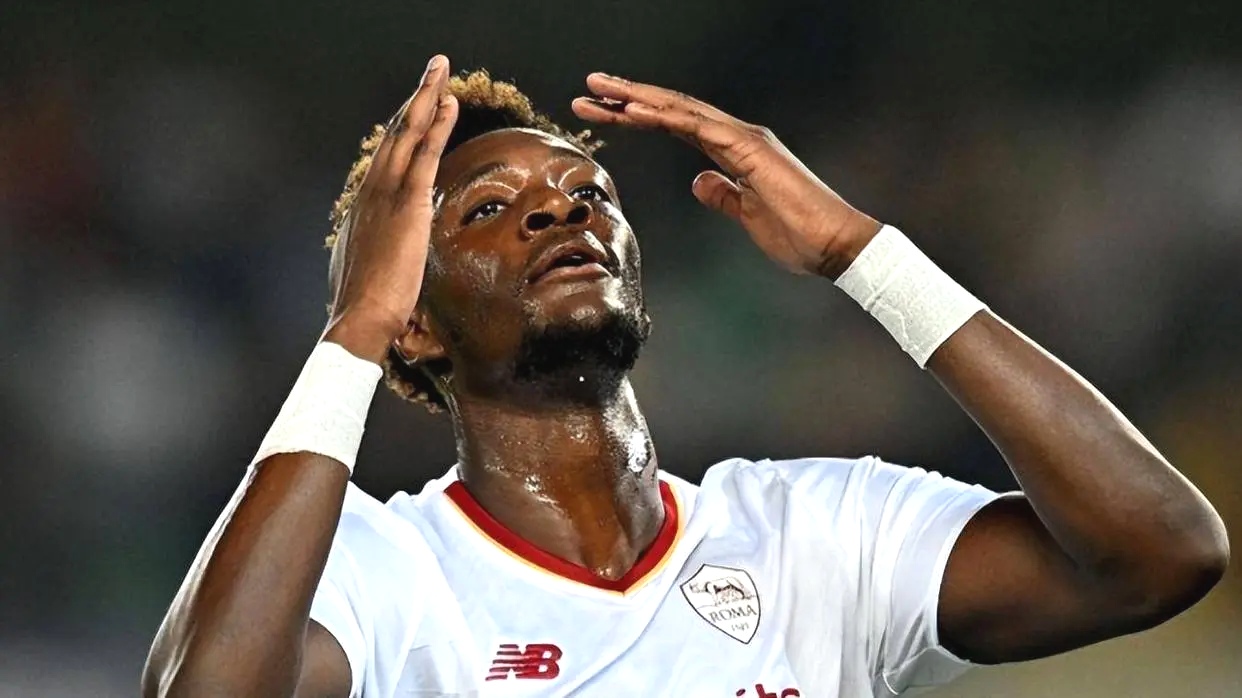 熊猫体育app-韩球队穆里尼奥人马备战，备战欲夺亚冠桂冠！