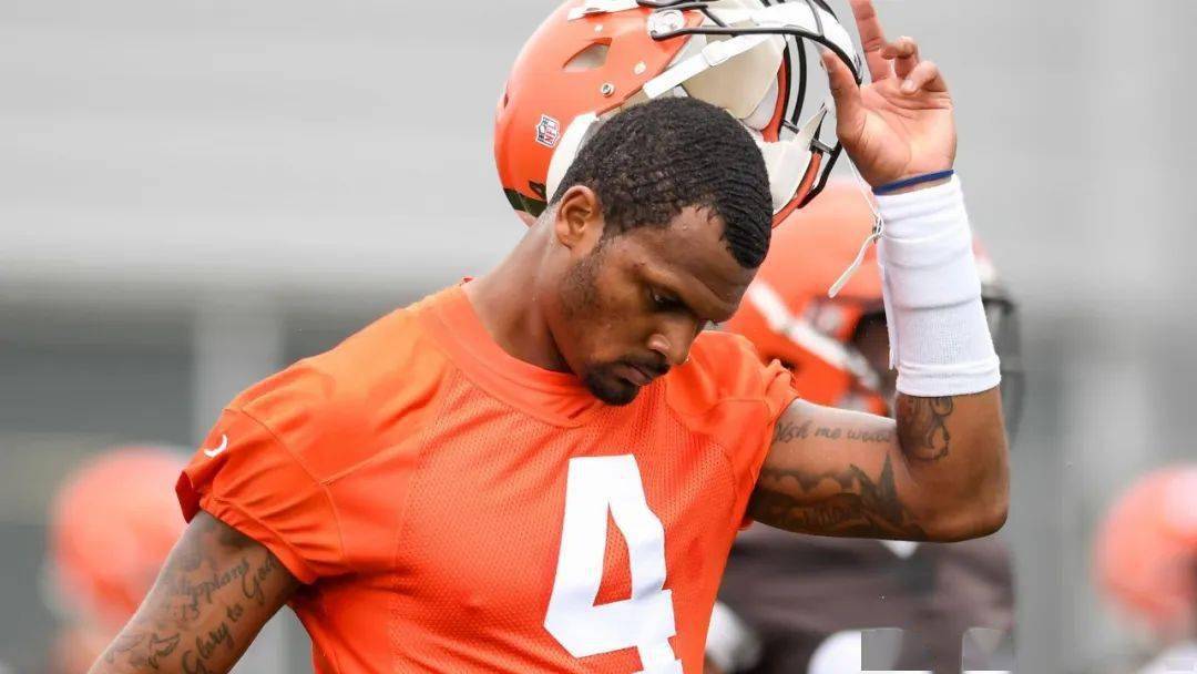 包含史无前例！阿根廷篮球队四分卫强势进攻的词条