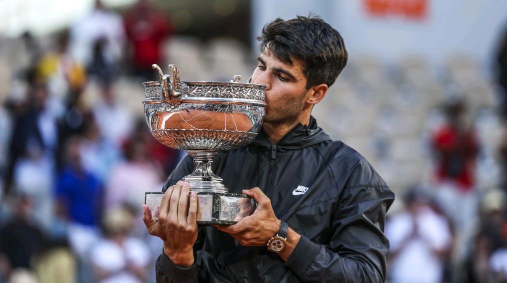 意大利网球队横扫法国网球队,阿尔卡拉斯高光表现 意大利网球队横扫法国网球队,阿尔卡拉斯高光表现