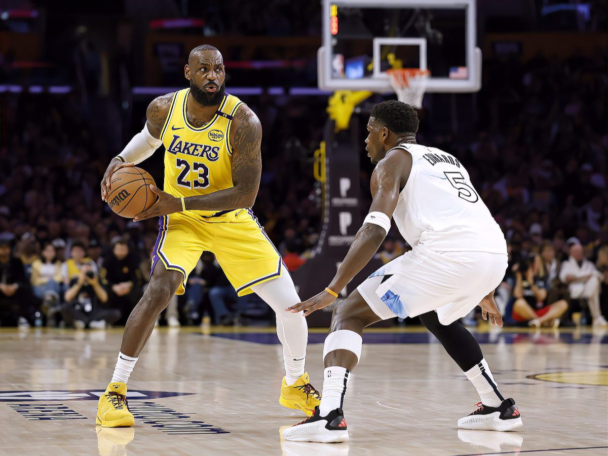 熊猫直播平台-马刺险胜湖人，乔治状态火热的简单介绍