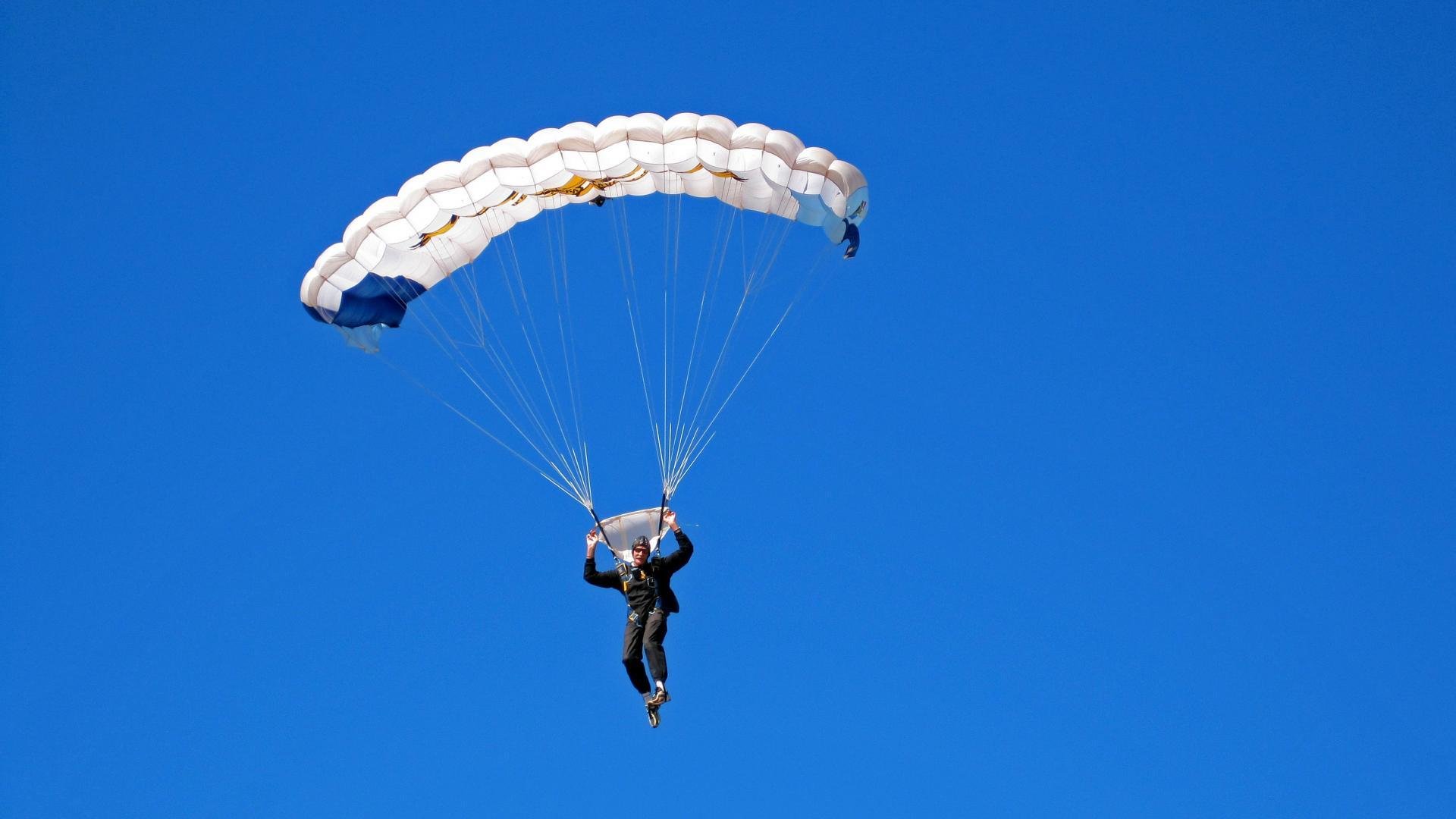 世界排名争夺战焦点战，掘金轻取广厦队背后的战略密码