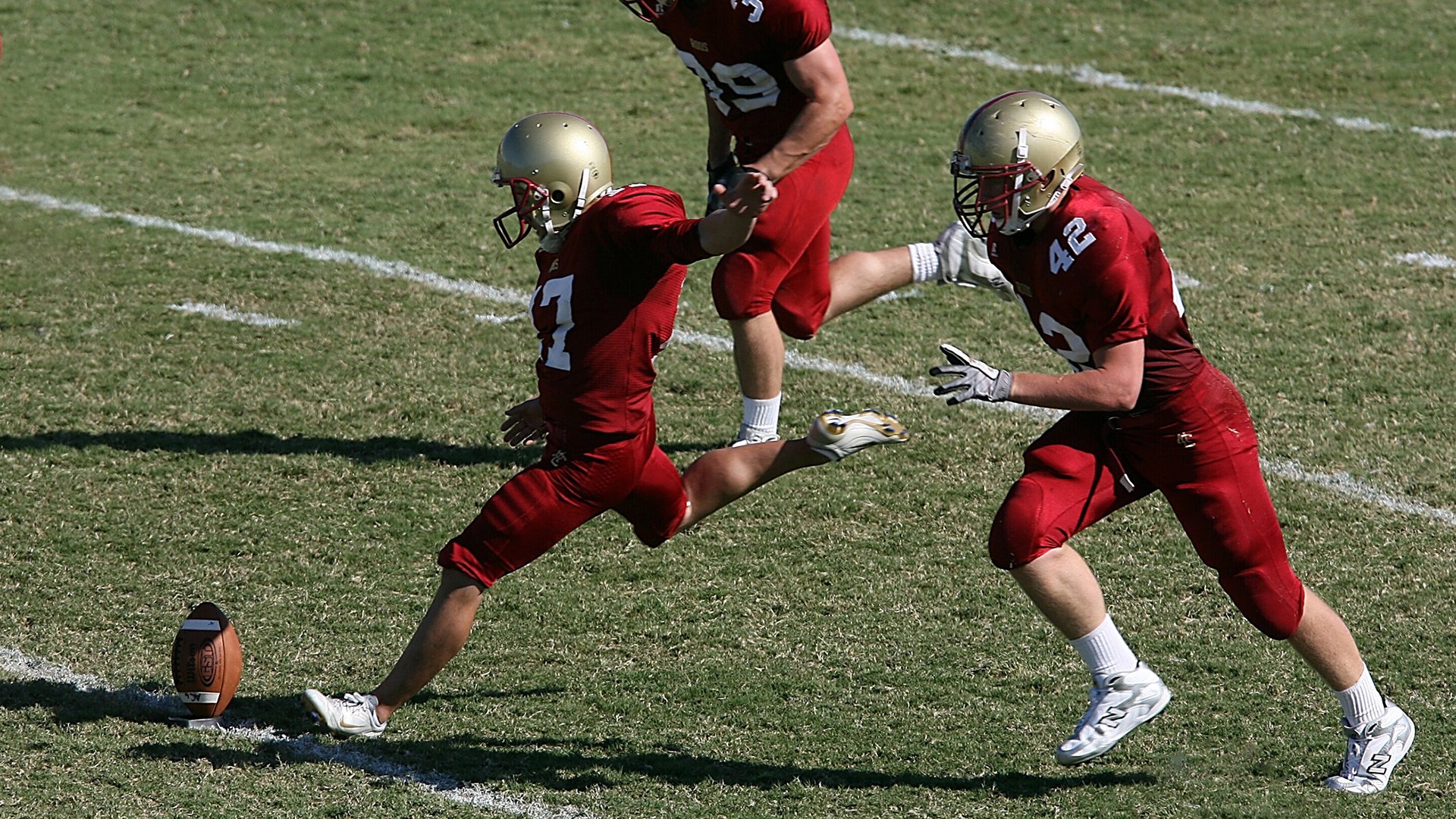 布鲁诺爆发，智利关键战突围苏格兰的战术革命与唯一性解读